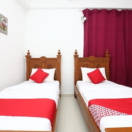 Super Oyo 89435 Nusantara Group Hotel Jertih Exterior foto